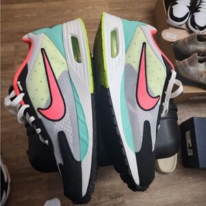 Nike Air Max Excee Multicolor Sneakers